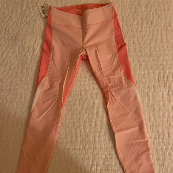 Outdoor Voices Spring 7/8s Leggings - Picture 4 of 4